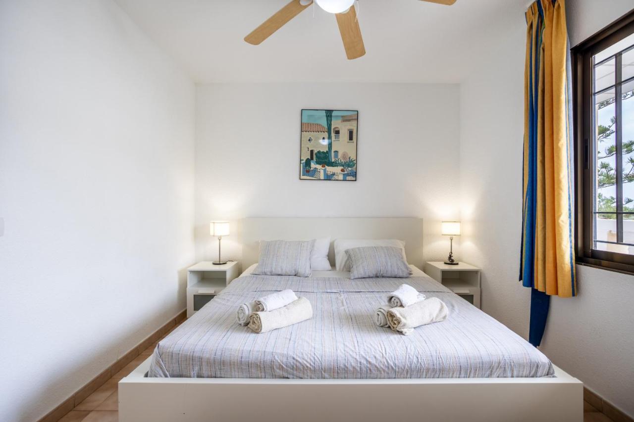 Matthew's Flat Los Cristianos by LoveTenerife Exterior foto