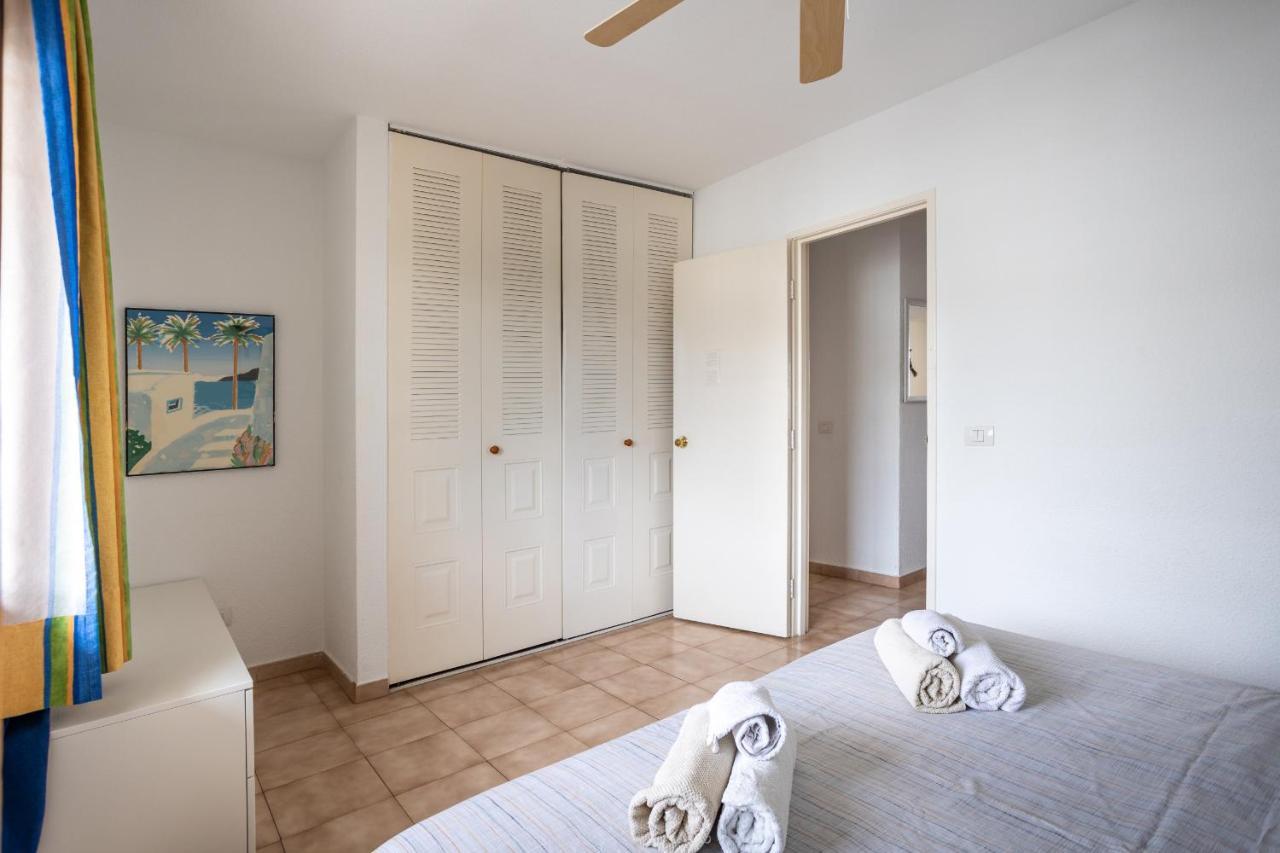 Matthew's Flat Los Cristianos by LoveTenerife Exterior foto